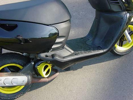 Aprilia Sonic SOLGT - 12/7-05 Nye billeder :-) billede 4