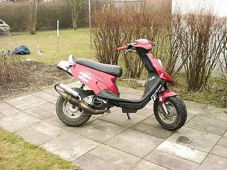 PGO Hot 50 Racing SOLGT - Gammelt billede 1