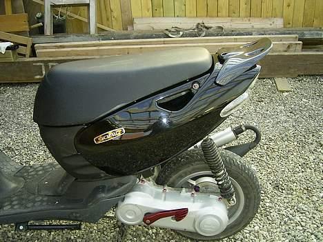 Aprilia sonic  - Vario-dæksel ER lakeret hvidt nu billede 1