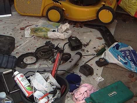 Vespa CiAo PrOjEkT    solgt. - her kan man se de dele der er med til den! billede 5