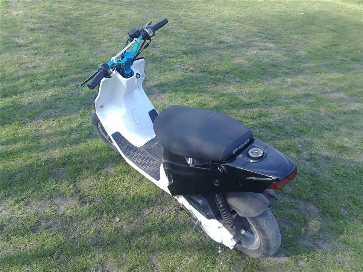 PGO Hot 50 **SOLGT** billede 4