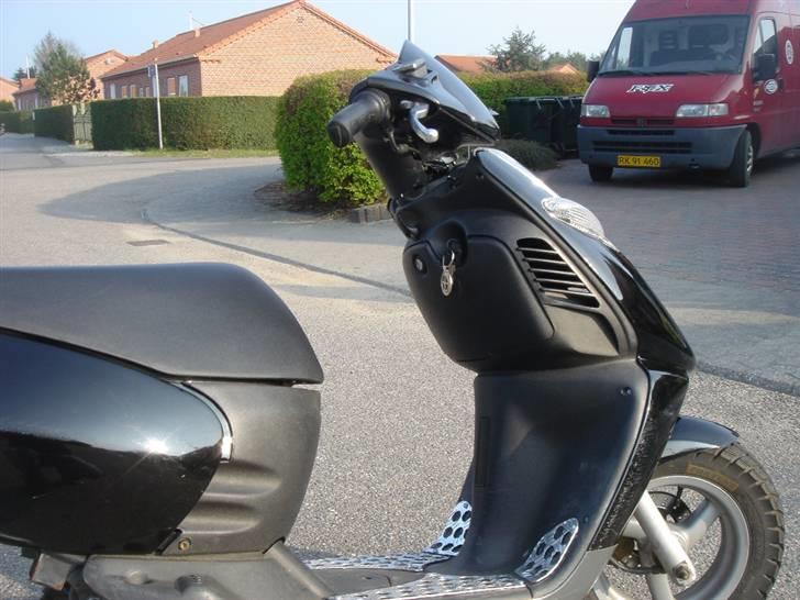 Aprilia Sonic (SOLGT) billede 10