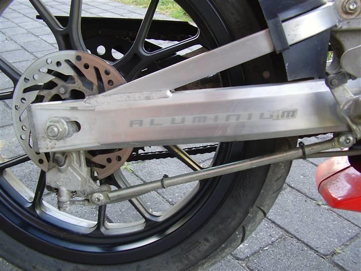 Derbi Gpr Racing Solgt - aluminium stel billede 9