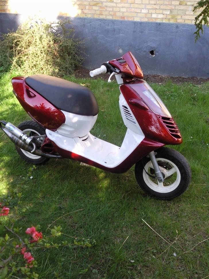 Aprilia Sonic - Efter renovering - 90 % færdig samlet, som den står nu :) billede 14