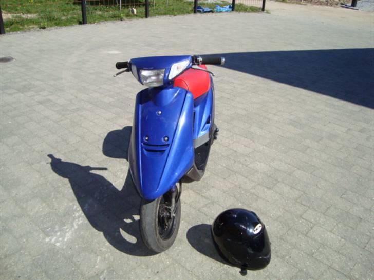 Yamaha jog SOLGT billede 1