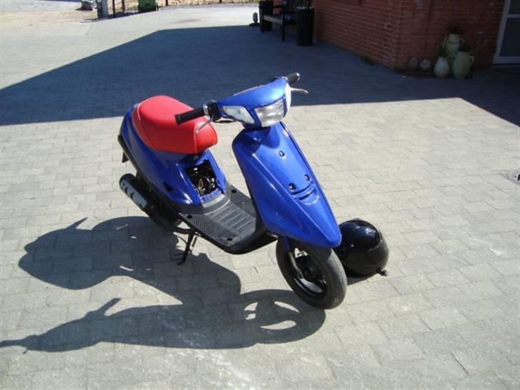 Yamaha jog SOLGT billede 2