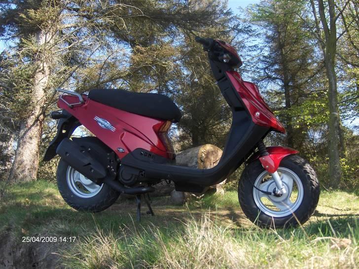 PGO Hot 50 billede 1