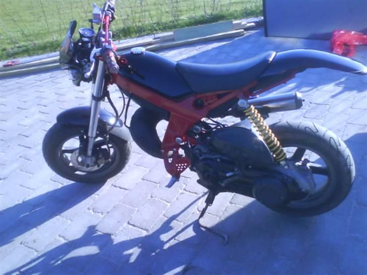 Suzuki street magic (FOR SALE) billede 2