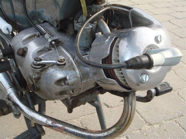 Puch VZ 50 - trænger til en kærlig hånd, men ellers fin og hel billede 5