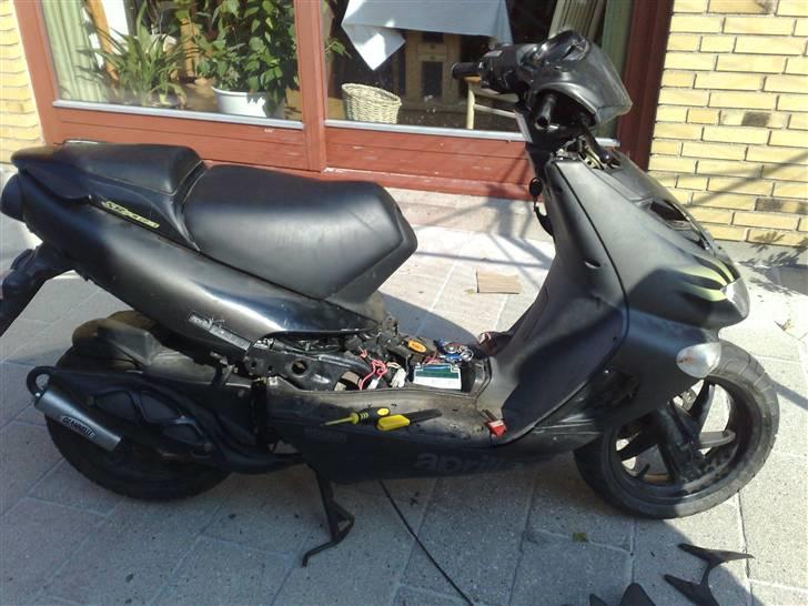 Aprilia SR50 ditech LC DD SOLGT - Lige da jeg fik den. billede 2