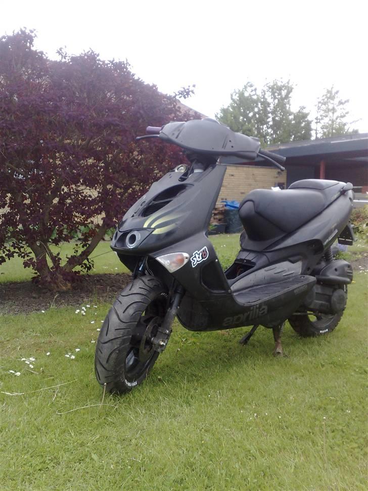 Aprilia SR50 ditech LC DD SOLGT billede 3