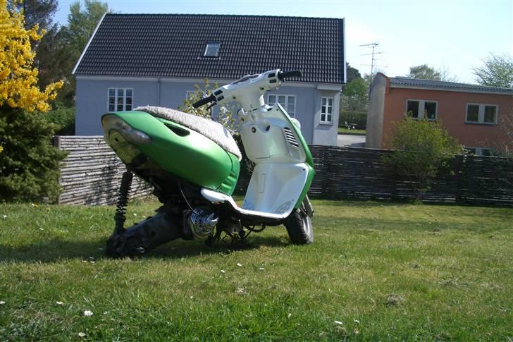 Aprilia sonrox  - 75 % Færdig billede 6