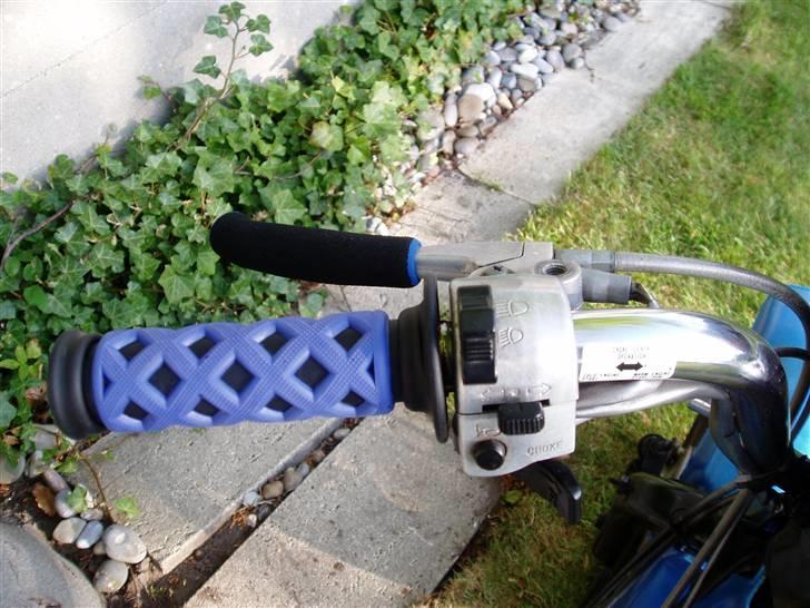 Suzuki FZ50 (SOLGT!) billede 6