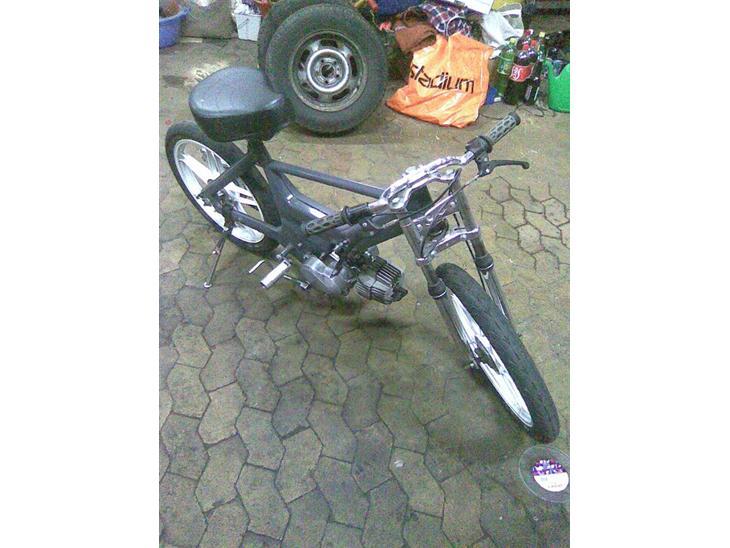 {{currentPhoto.altText}} billede {{currentPhoto.number}}