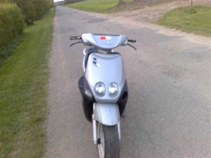 {{currentPhoto.altText}} billede {{currentPhoto.number}}