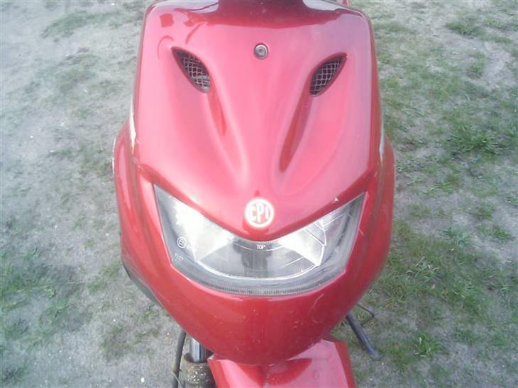 {{currentPhoto.altText}} billede {{currentPhoto.number}}