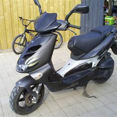 Aprilia SR50 DITECH (SOLGT)