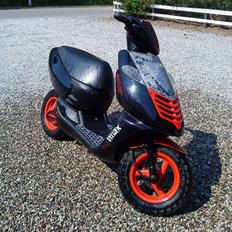 Aprilia sonic Solgt