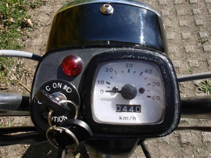 Suzuki FZ50 SOLGT  billede 10