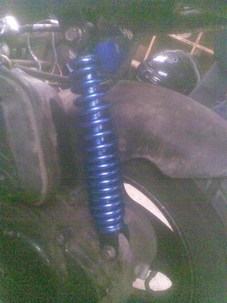 PGO hot 50 >Byttet< - Sådan ser vores værksted ud når vi ikk er ude at køre.. XD billede 14