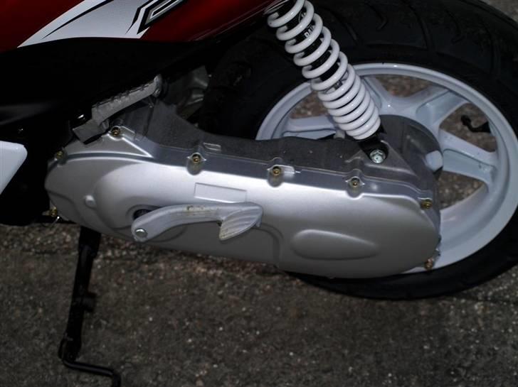 Yamaha jog R. billede 4