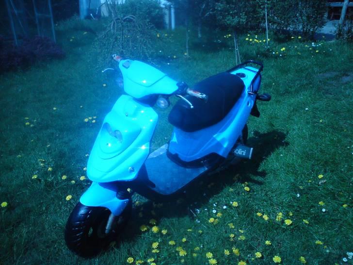 PGO Hot 50 " Total skadet " - scootern som den stod før. billede 1