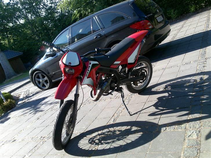 Gilera SMT LC DD SOLGT billede 1