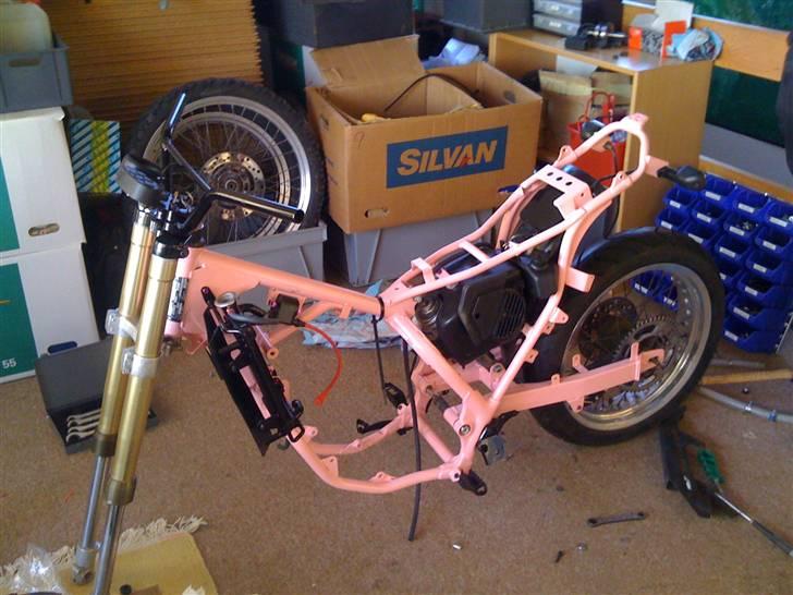 Suzuki RMX Under ombygning billede 1