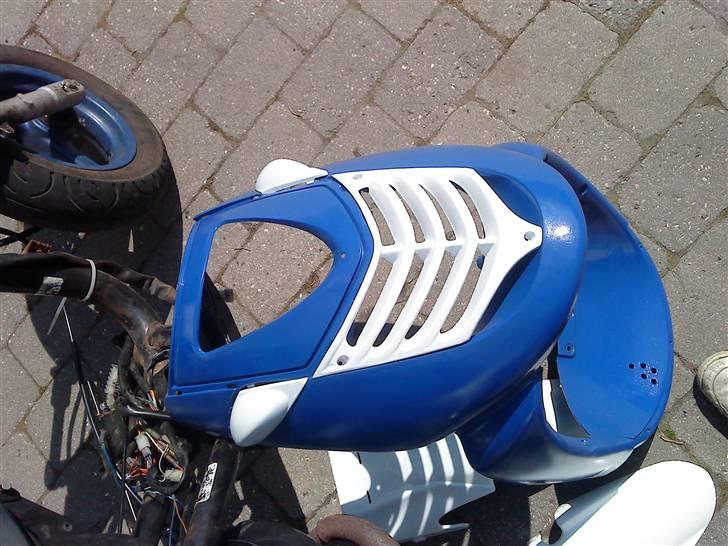 Aprilia Sonic. Byttet til Derbi. - Skal du ha´ noget for pengene, så læg dig ned i svingene!  billede 7