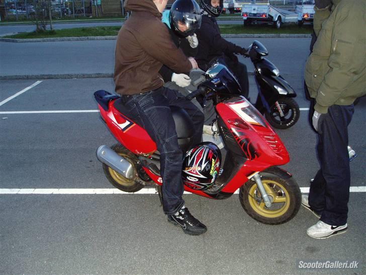 Aprilia Sonic.. totalskadet! billede 9