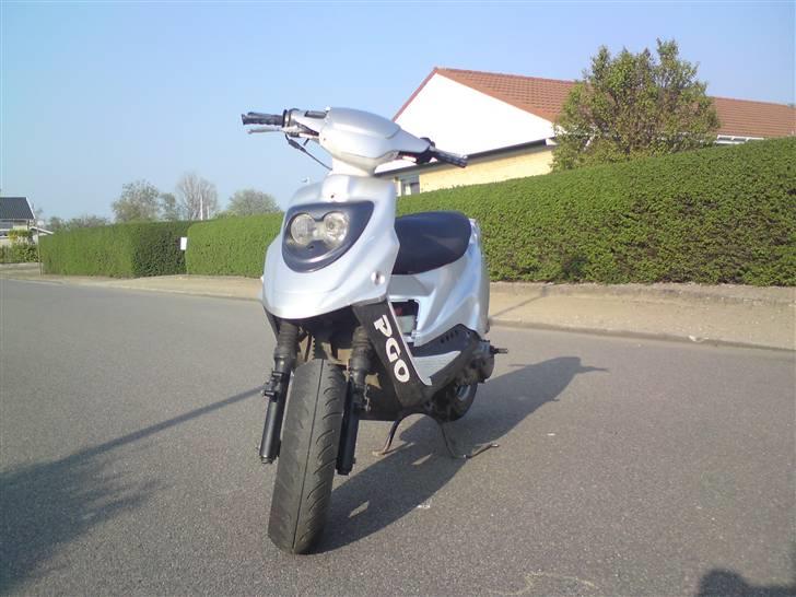 PGO hot 50 billede 3