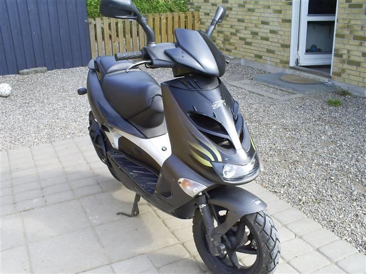 Aprilia SR50 DITECH (SOLGT) billede 4