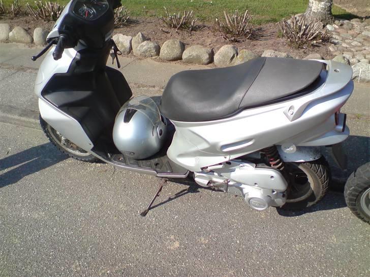 Daelim S five billede 2