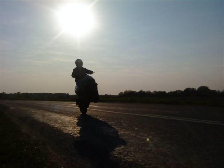 Suzuki katana lc HMR SOLGT billede 17