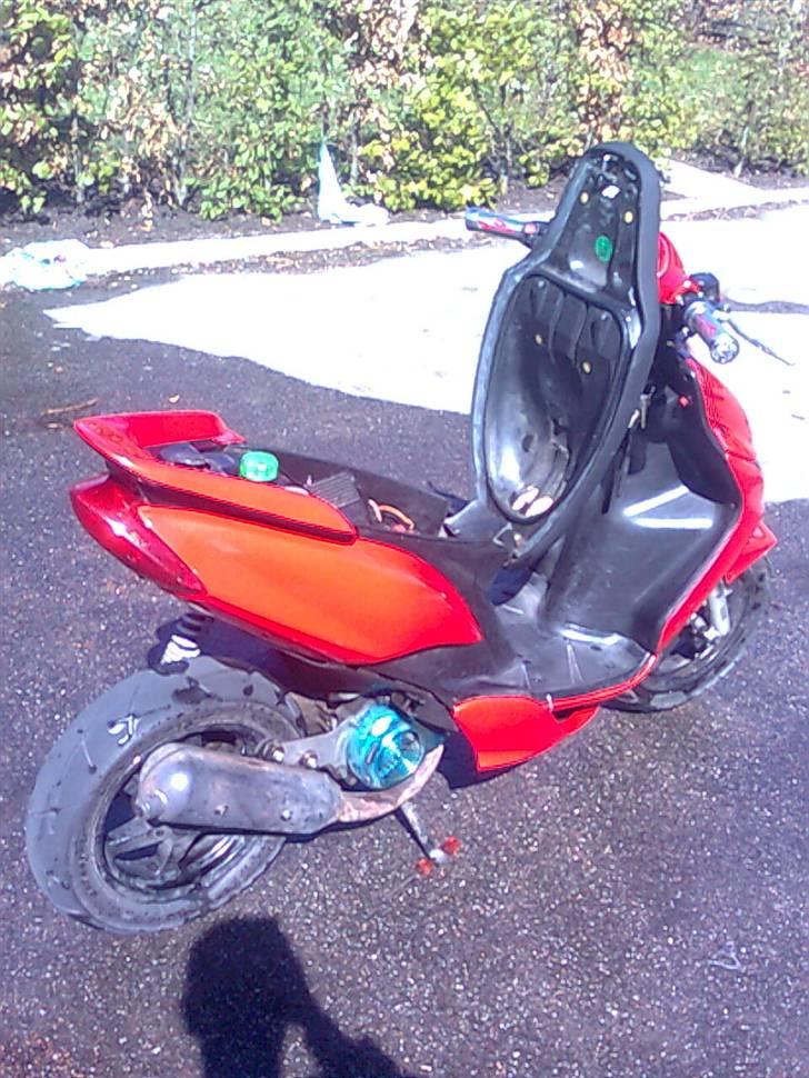 Yamaha Jog R SOLGT 8000 kr billede 13