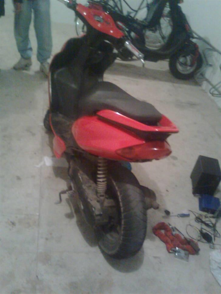 Yamaha Jog R SOLGT 8000 kr billede 16