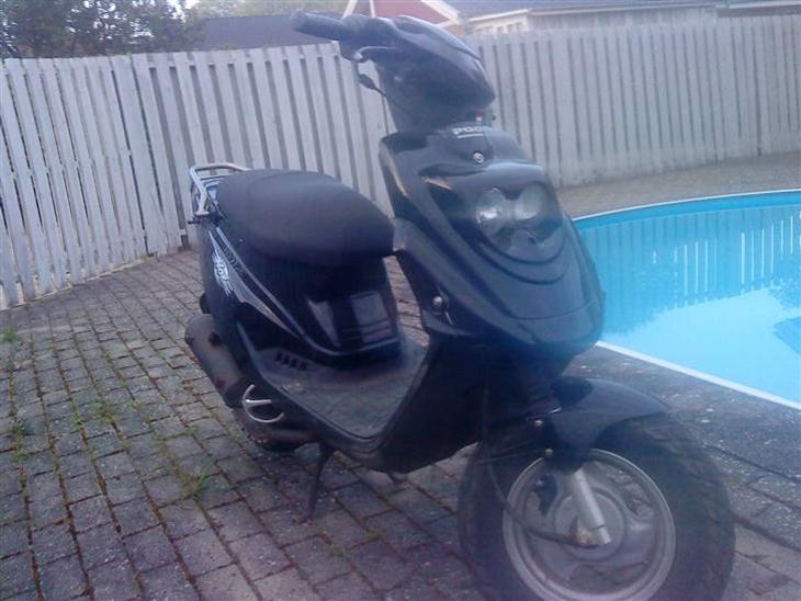 {{currentPhoto.altText}} billede {{currentPhoto.number}}