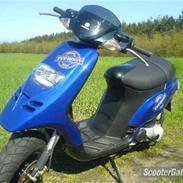 Piaggio Typhoon modded