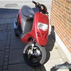 Piaggio Typhoon byttet