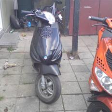 Piaggio zip  (solgt)