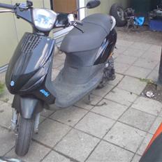 Piaggio zip  (solgt)