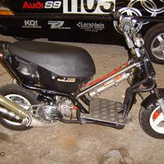 Aprilia sonic