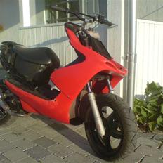 Yamaha Aerox evo2 . Stel