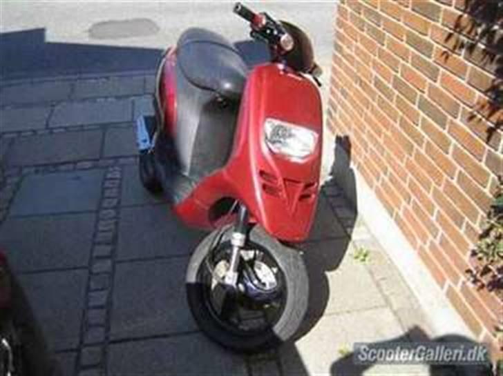 Piaggio Typhoon byttet billede 1