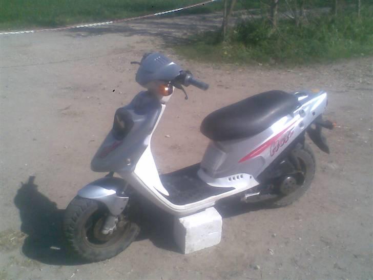 PGO Hot 50   >> SOLGT << - Fra Siden billede 1