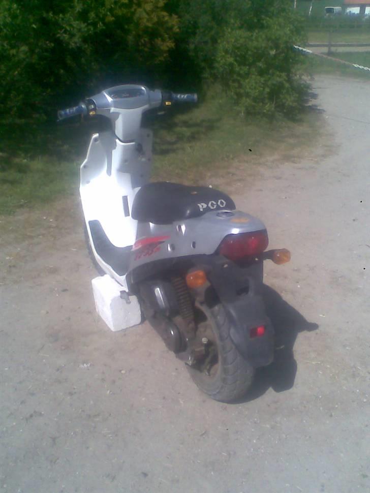 PGO Hot 50   >> SOLGT << - Bagfra billede 2