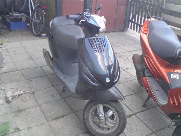 Piaggio zip  (solgt) billede 2