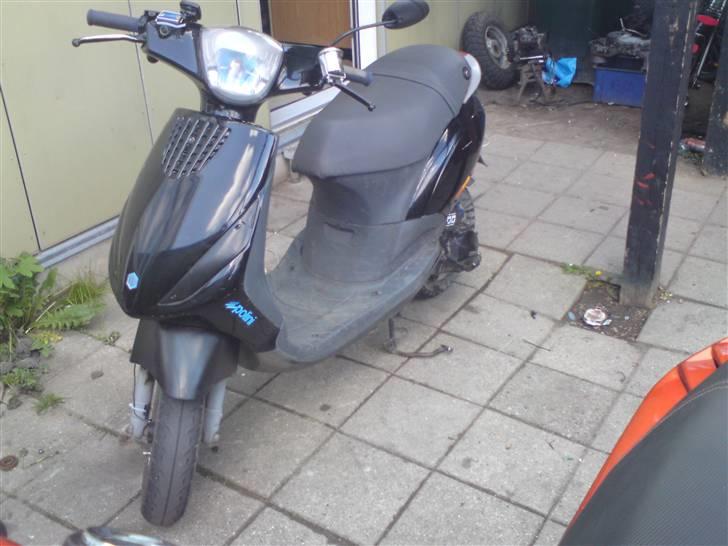 Piaggio zip  (solgt) billede 3