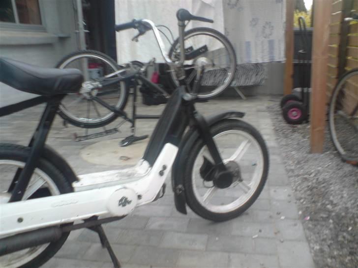 Vespa ciao efter billede 4