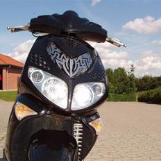 Peugeot Speedfight 2 > SOLGT <